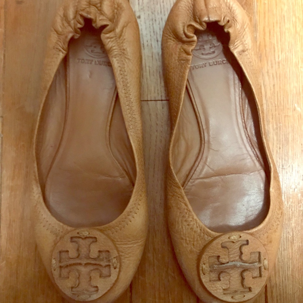 Tory Burch tan flats